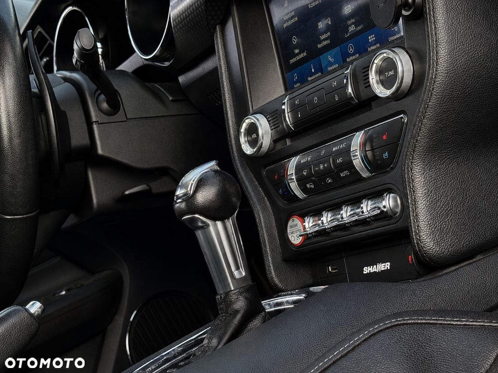 Ford Mustang - 26