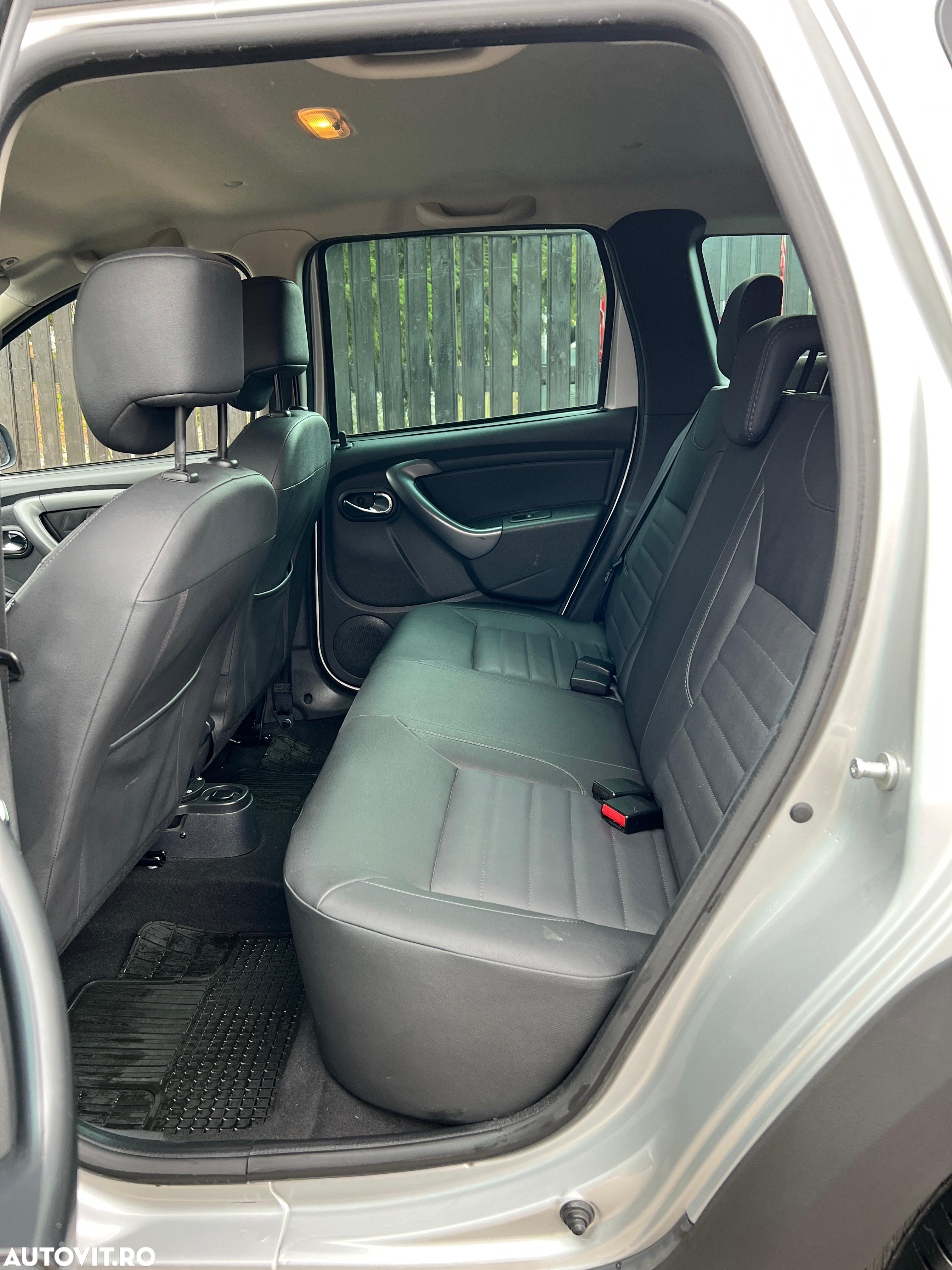 Dacia Duster 1.2 TCe Prestige jante 16" - 27
