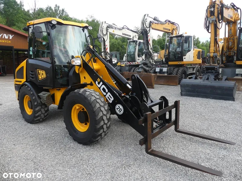 JCB 407 T4 z Niemiec / 2790mtg / BEZ DPF / - 4