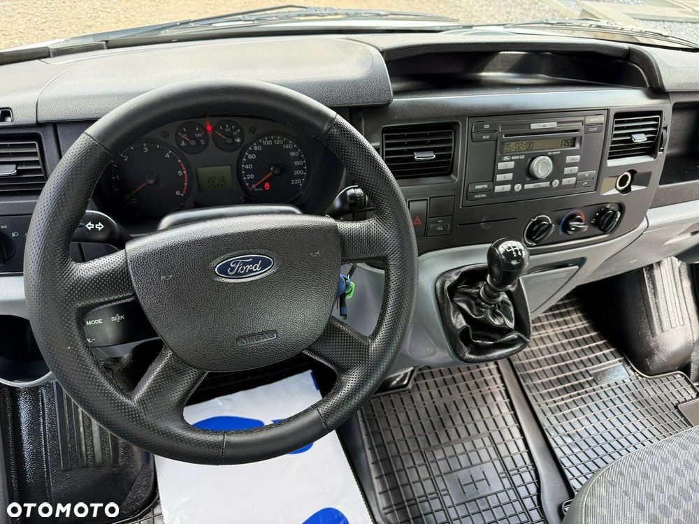 Ford Transit - 11