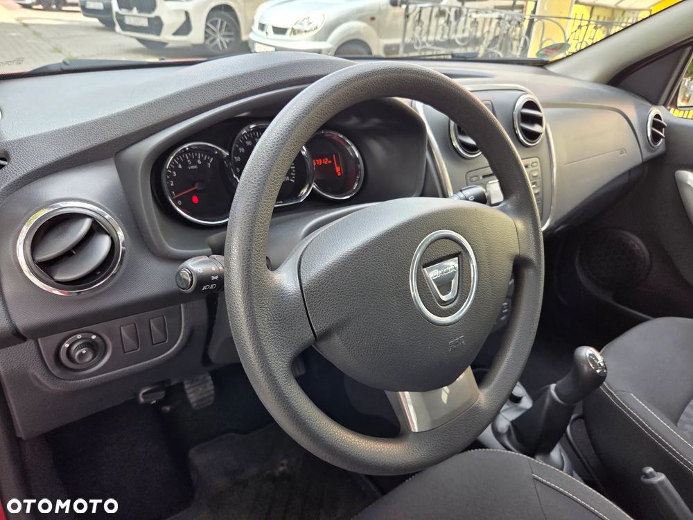 Dacia Sandero 1.2 16V 75 Essentiel - 12