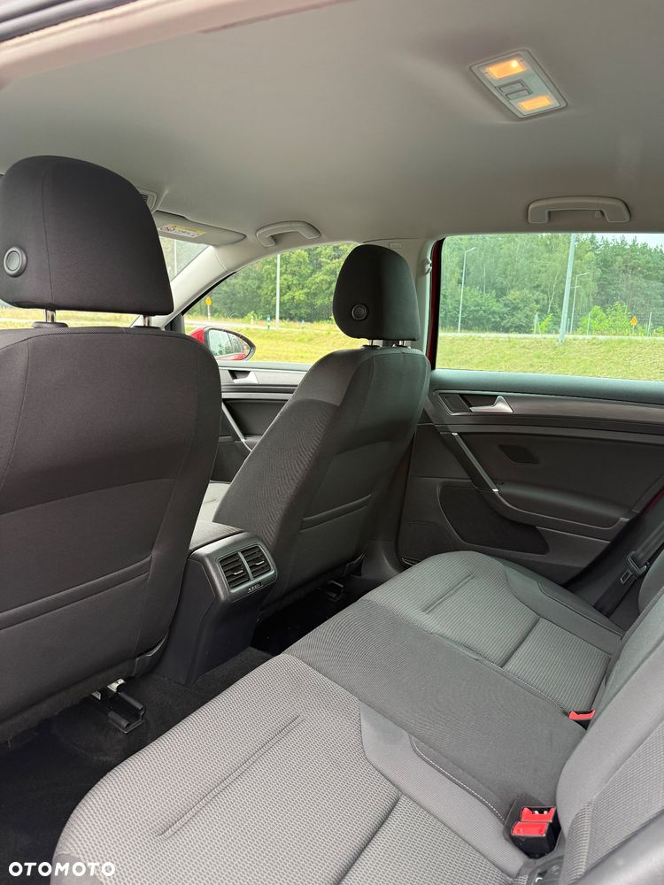 Volkswagen Golf - 13