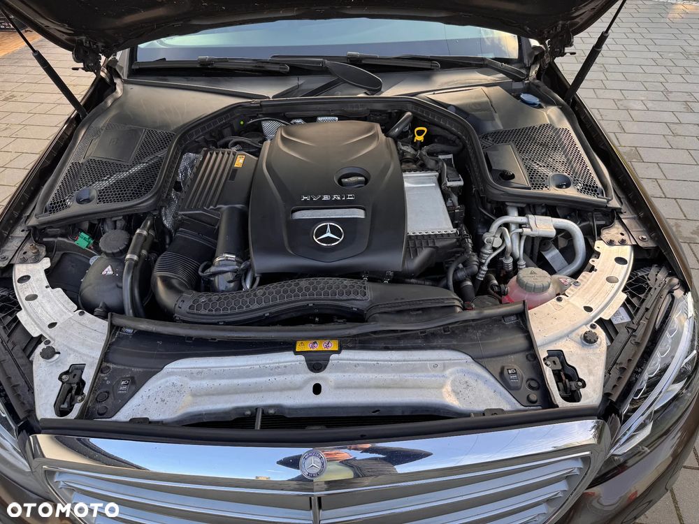 Mercedes-Benz Klasa C 350 e 7G-TRONIC - 26