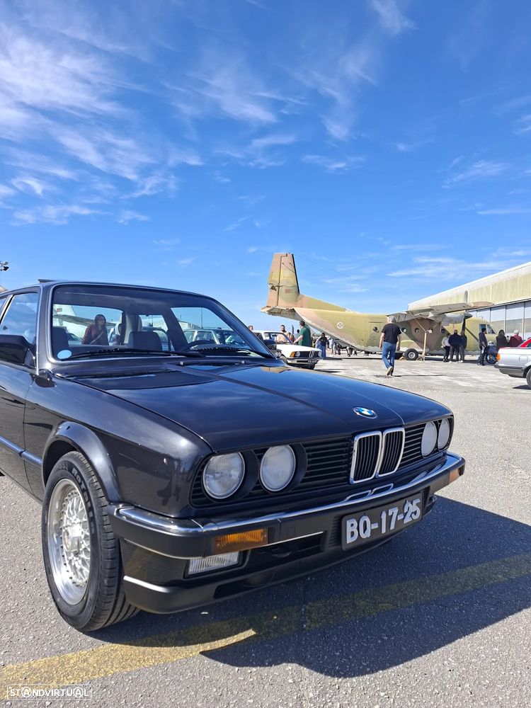 BMW 323 - 4