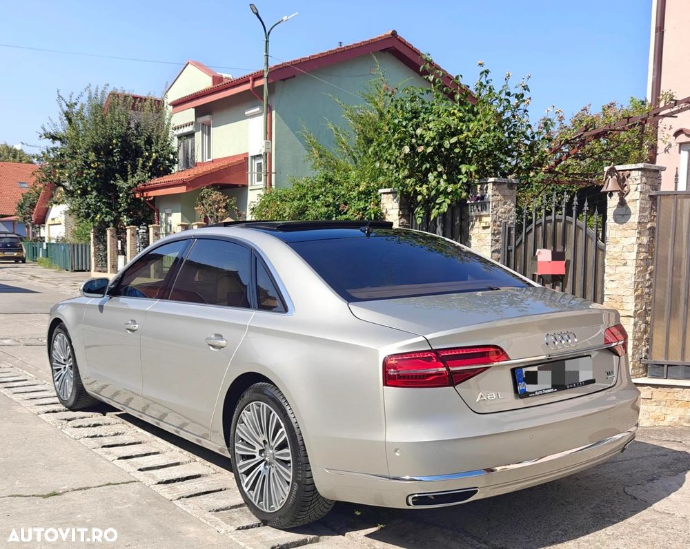 Audi A8 2015 photo 4