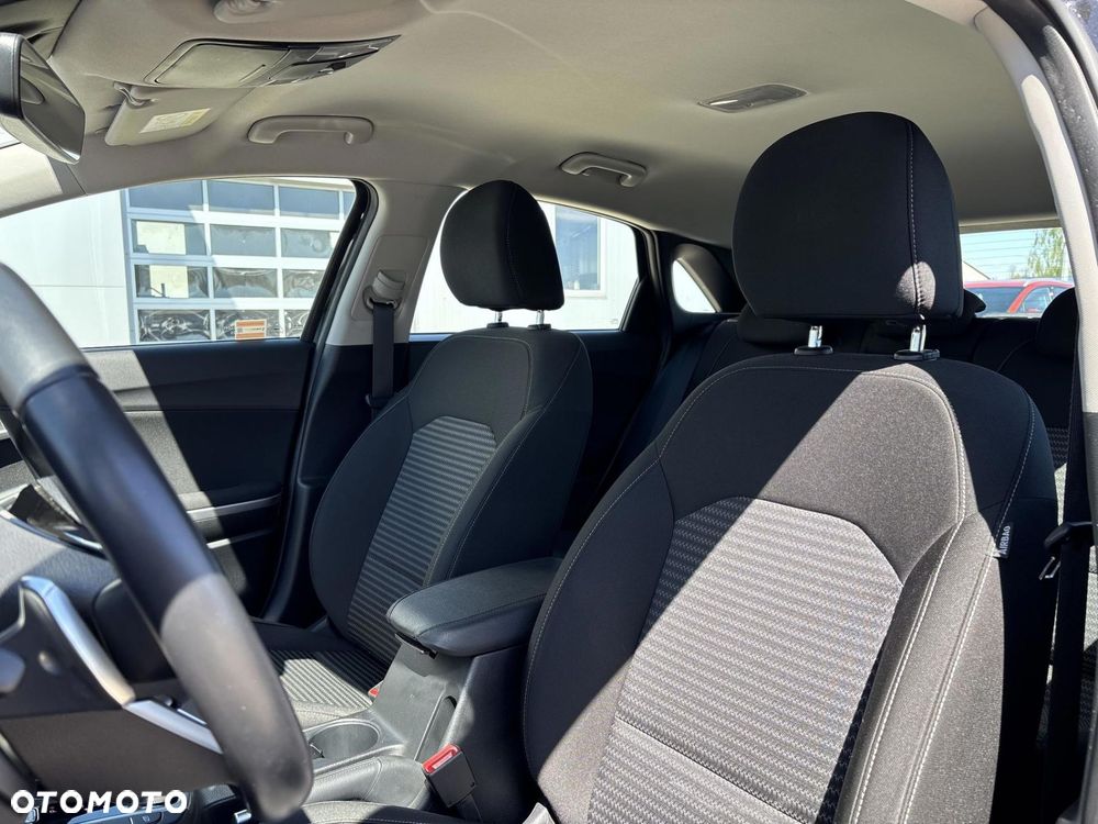 Kia Ceed 1.5 T-GDI M DCT - 12
