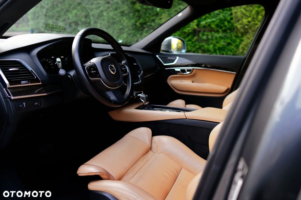 Volvo XC 90 T6 AWD Momentum - 12