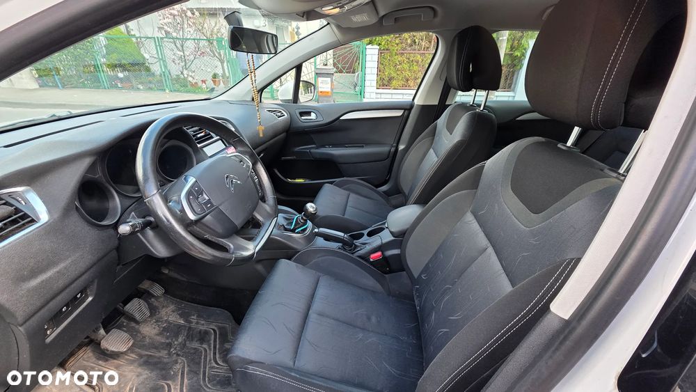 Citroën C4 1.6 HDi Attraction - 8