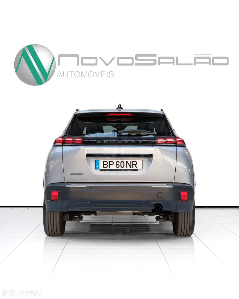 Peugeot 2008 - 4