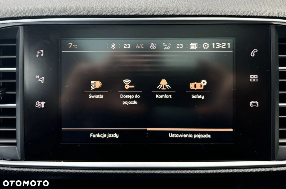 Peugeot 308 - 30