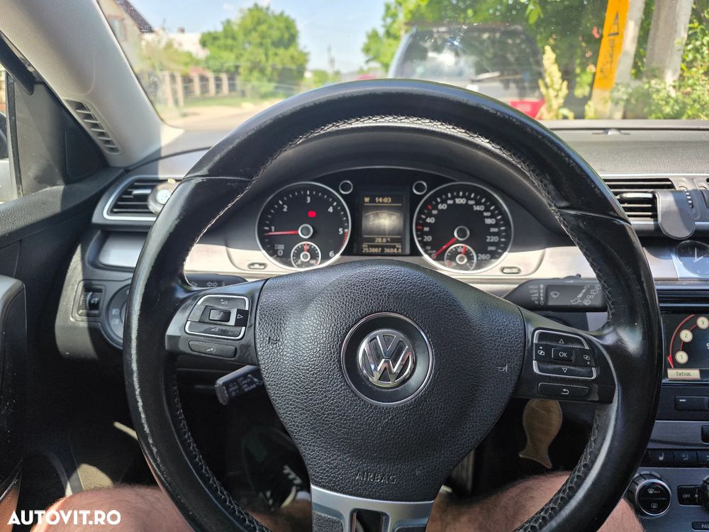 Volkswagen Passat 2.0 TDI Highline DPF - 5