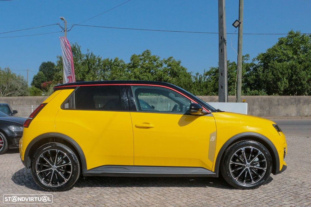 Renault 5 E-Tech 52 kWh Evolution Autonomia Conforto - 5