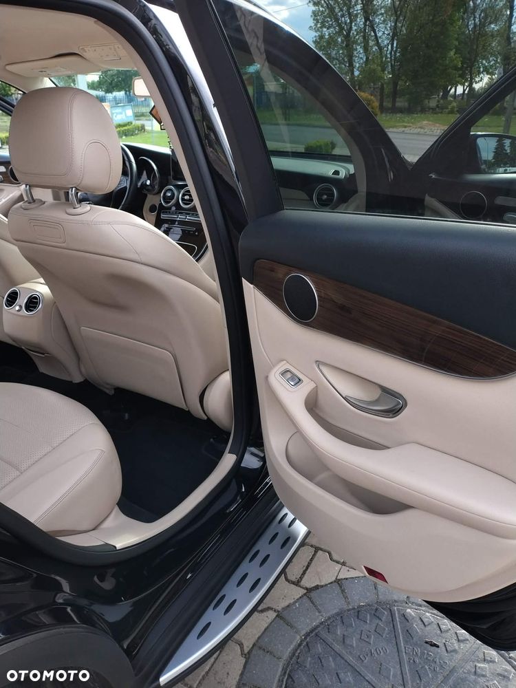 Mercedes-Benz GLC 300 4Matic 9G-TRONIC Edition 1 - 9
