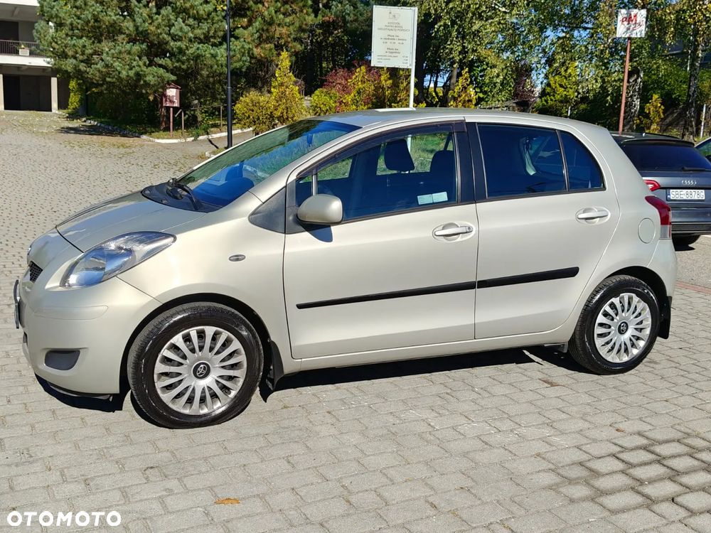 Toyota Yaris 1.33 Premium - 29