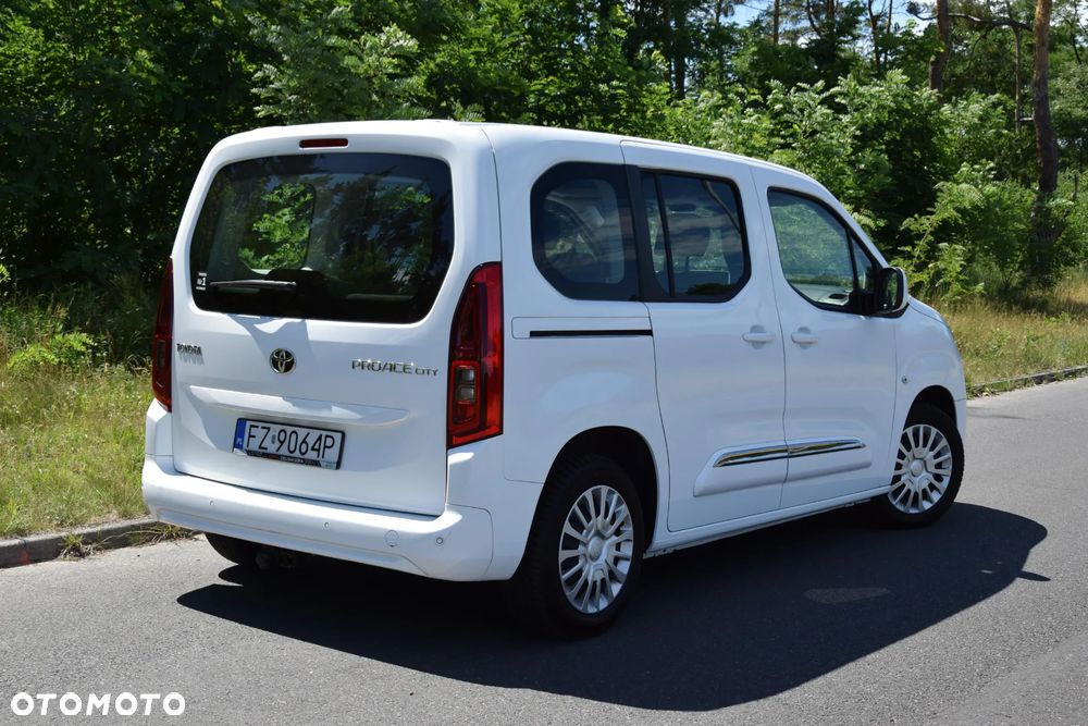 Toyota Proace City Verso 1.2 D-4T Business - 6