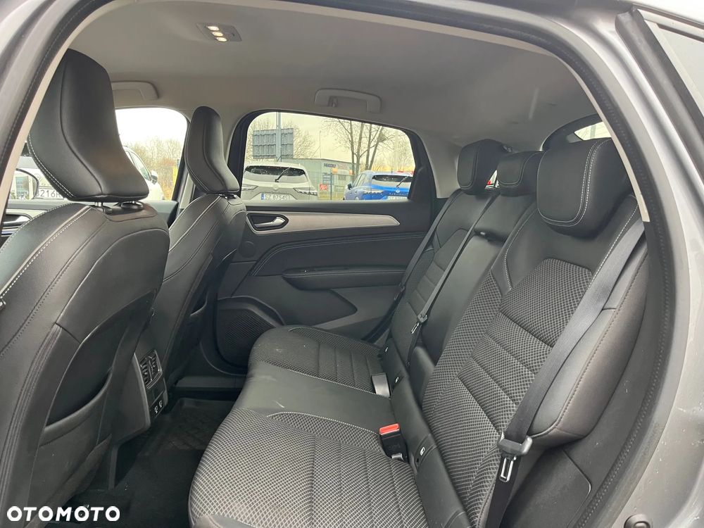 Renault Arkana 1.6 E-TECH Intens MMT - 14
