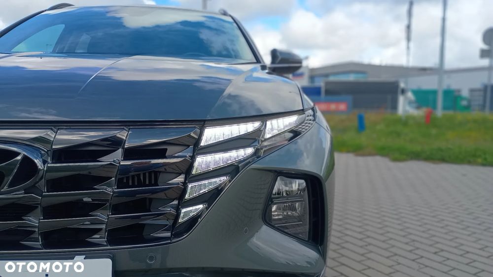Hyundai Tucson 1.6 T-GDi HEV Executive 2WD - 20