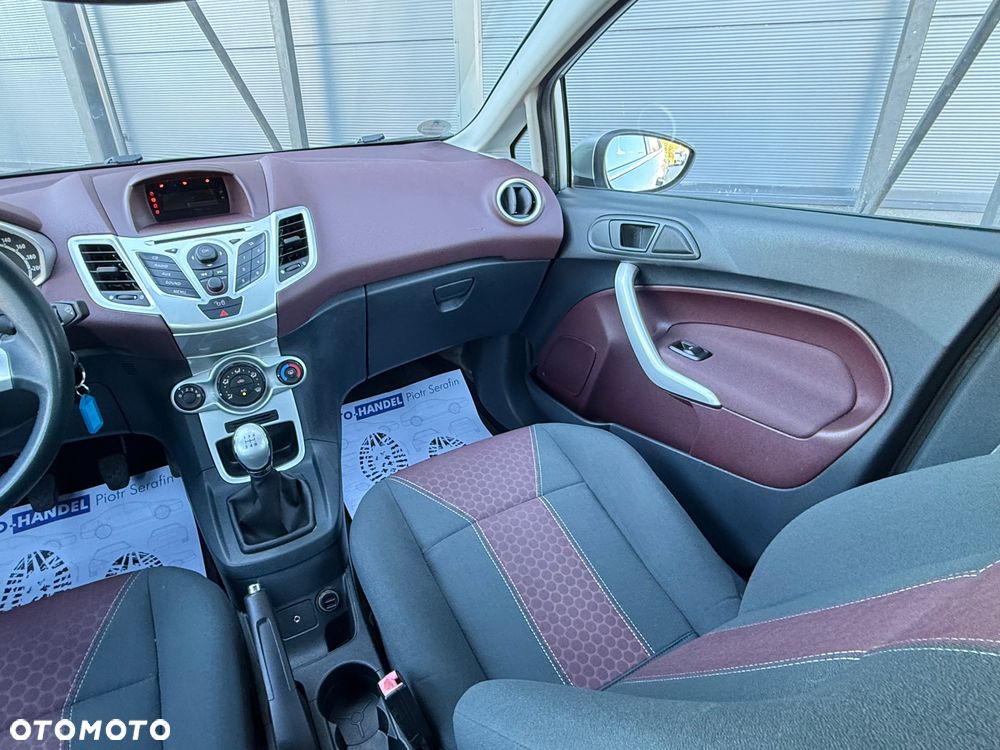 Ford Fiesta 1.25 Titanium - 22