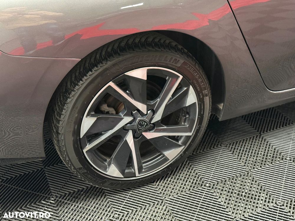 Peugeot 308 BlueHDi 130 EAT8 Allure - 38