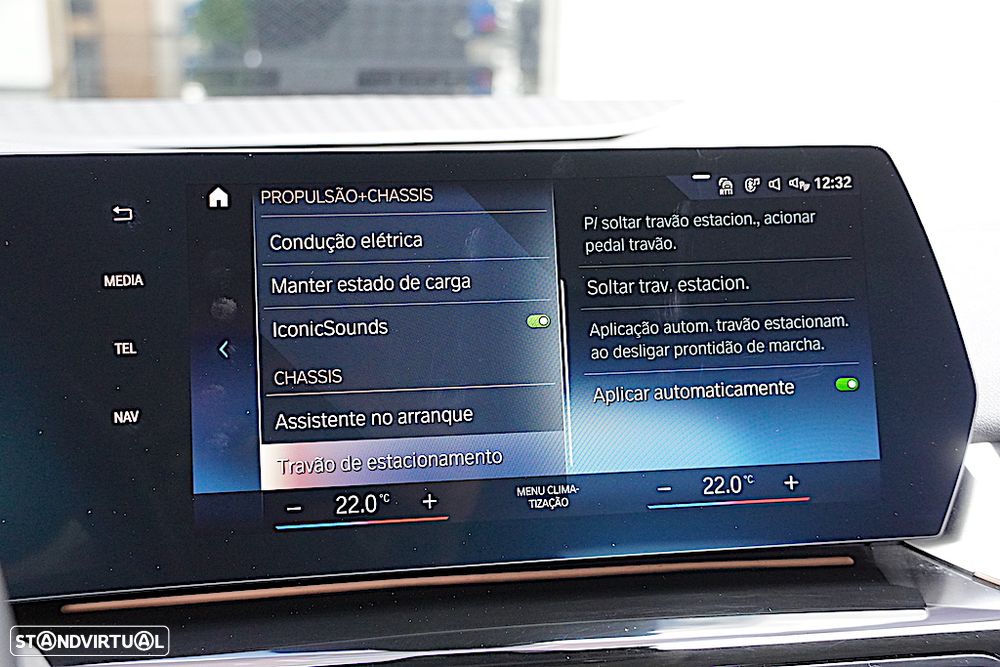 BMW 225xe Active Tourer e xDrive Edição Optimized - 48