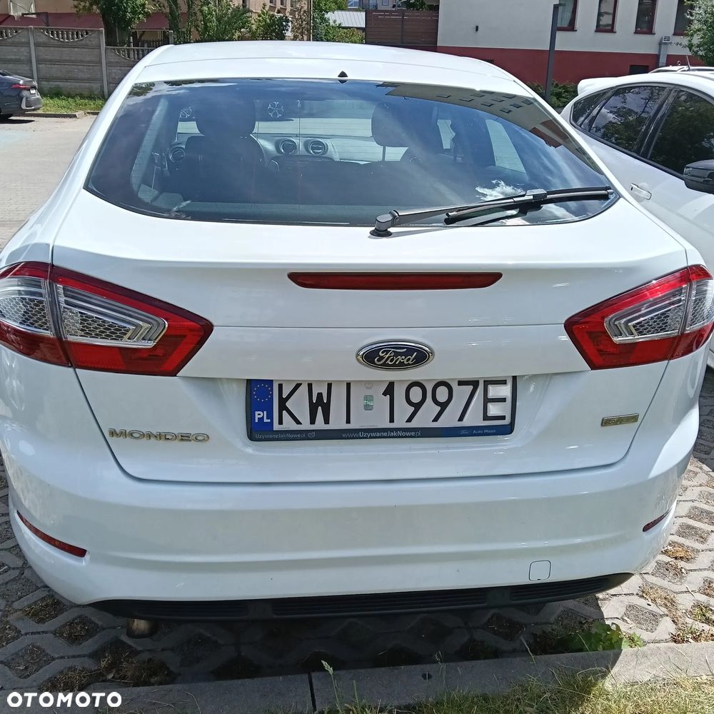 Ford Mondeo 1.6 T Ambiente - 12