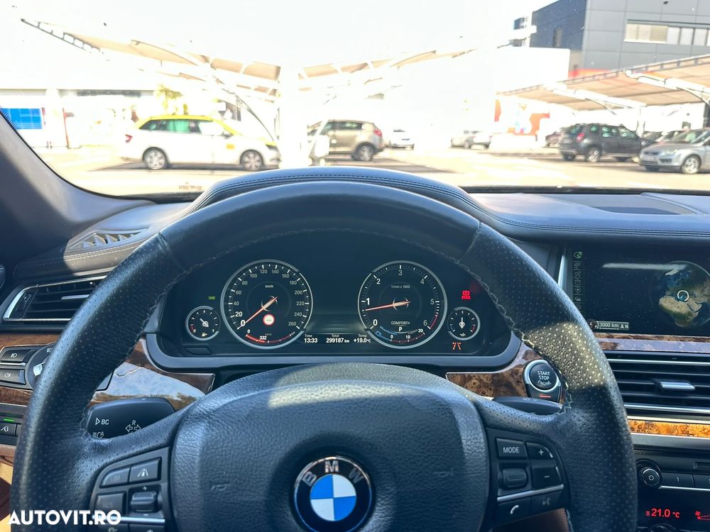 BMW Seria 7 740d xDrive - 16