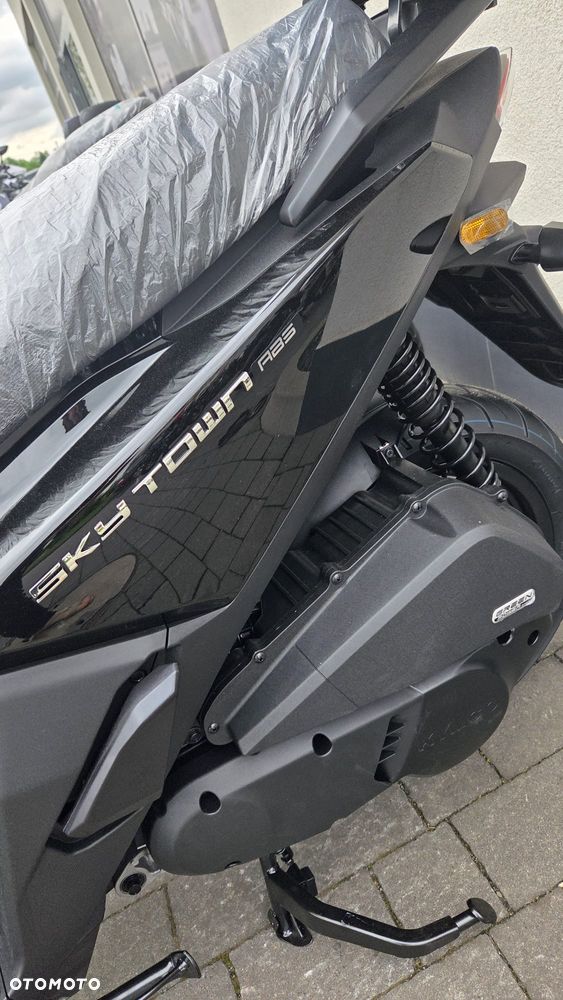 Kymco Skytown - 10