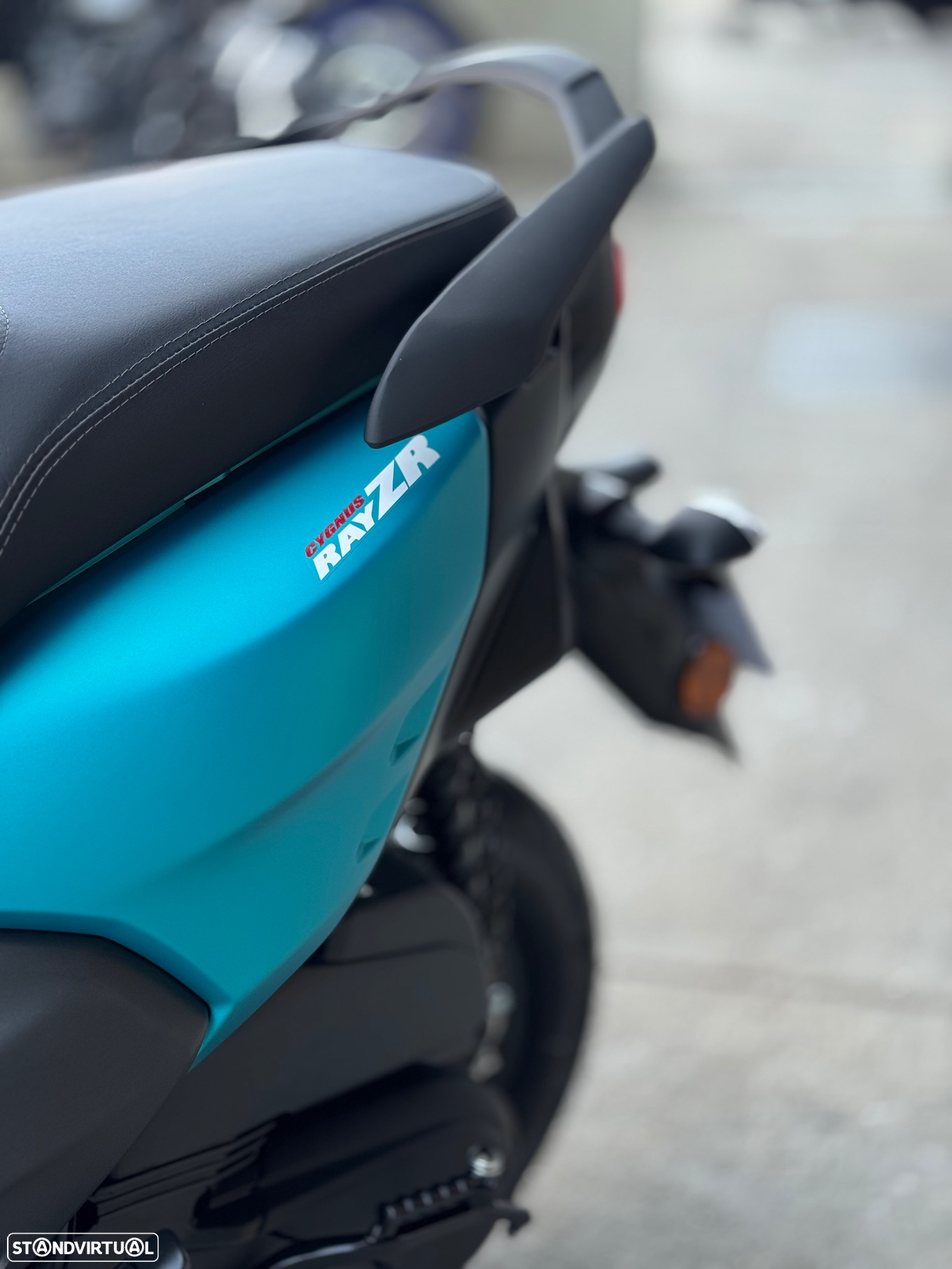 Yamaha RayZR - 4