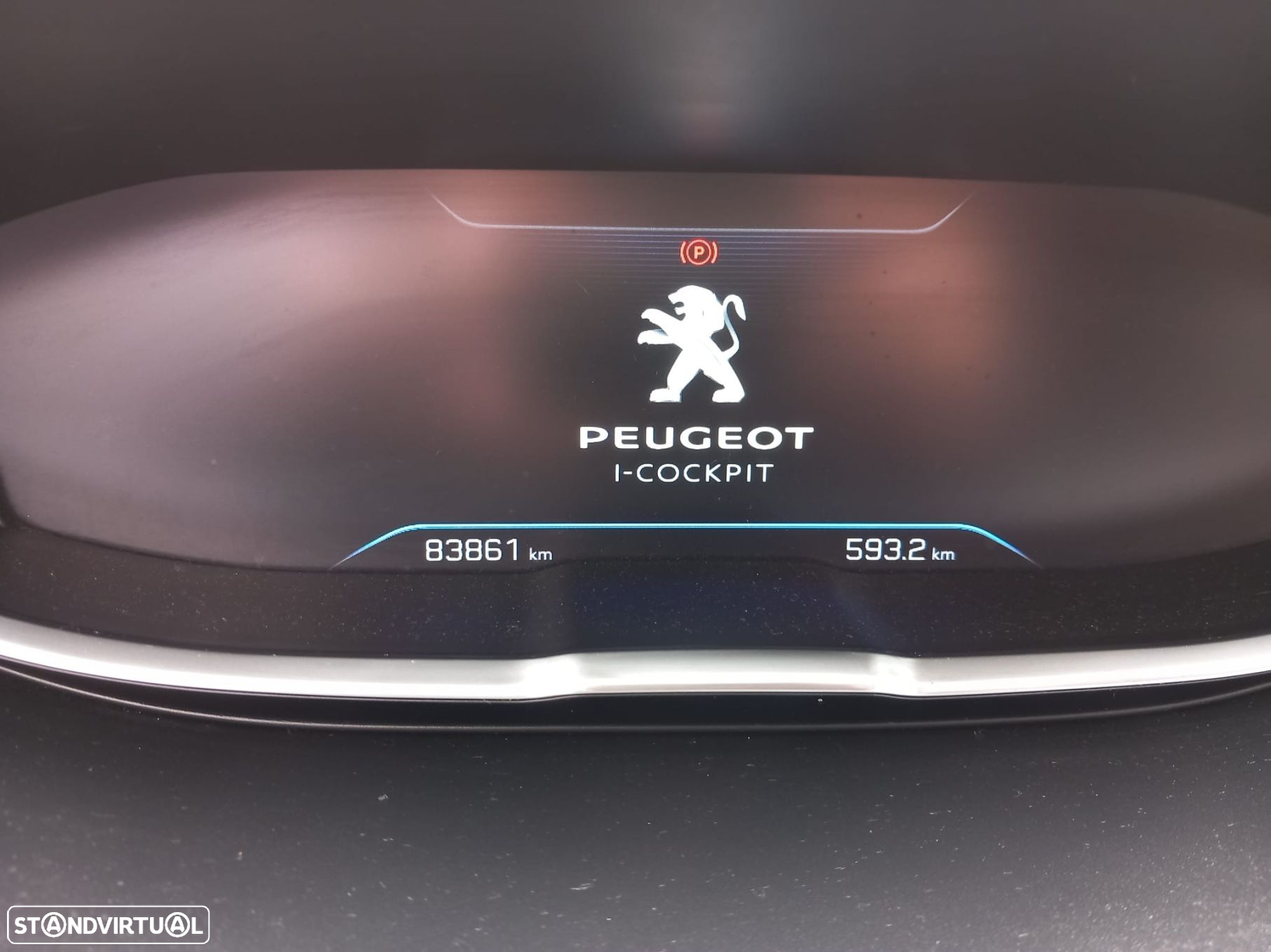 Peugeot 5008 1.5 BlueHDi Allure EAT8 - 33