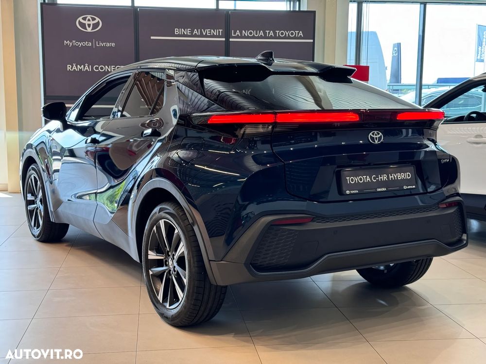 TOYOTA C-HR 2026 — imagine 5