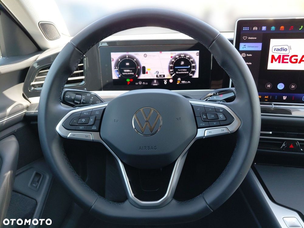 Volkswagen Passat - 20