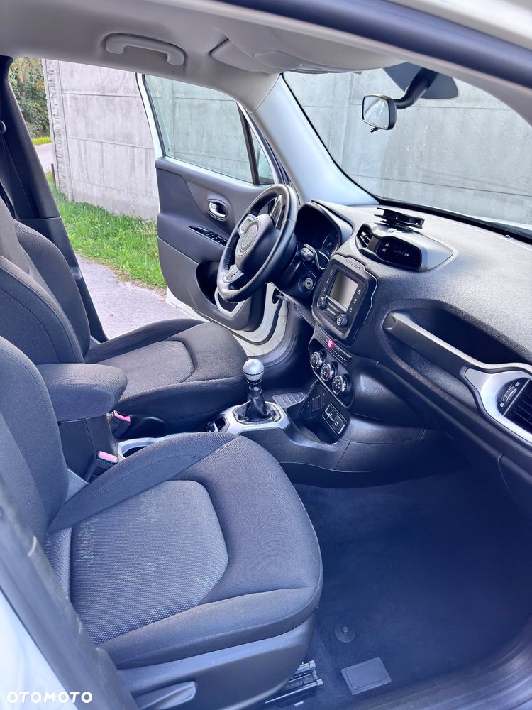 Jeep Renegade - 15