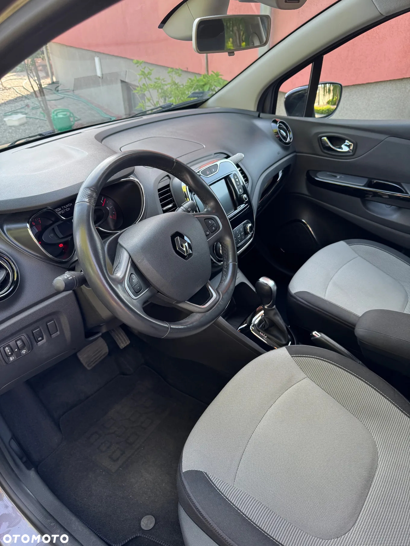 Renault Captur 1.2 Energy TCe Intens EDC EU6 - 8
