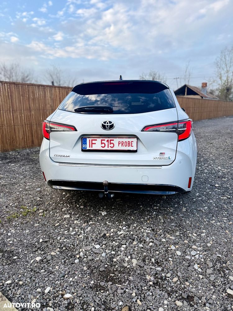 Toyota Corolla 1.8 HSD Dynamic GR Sport - 8