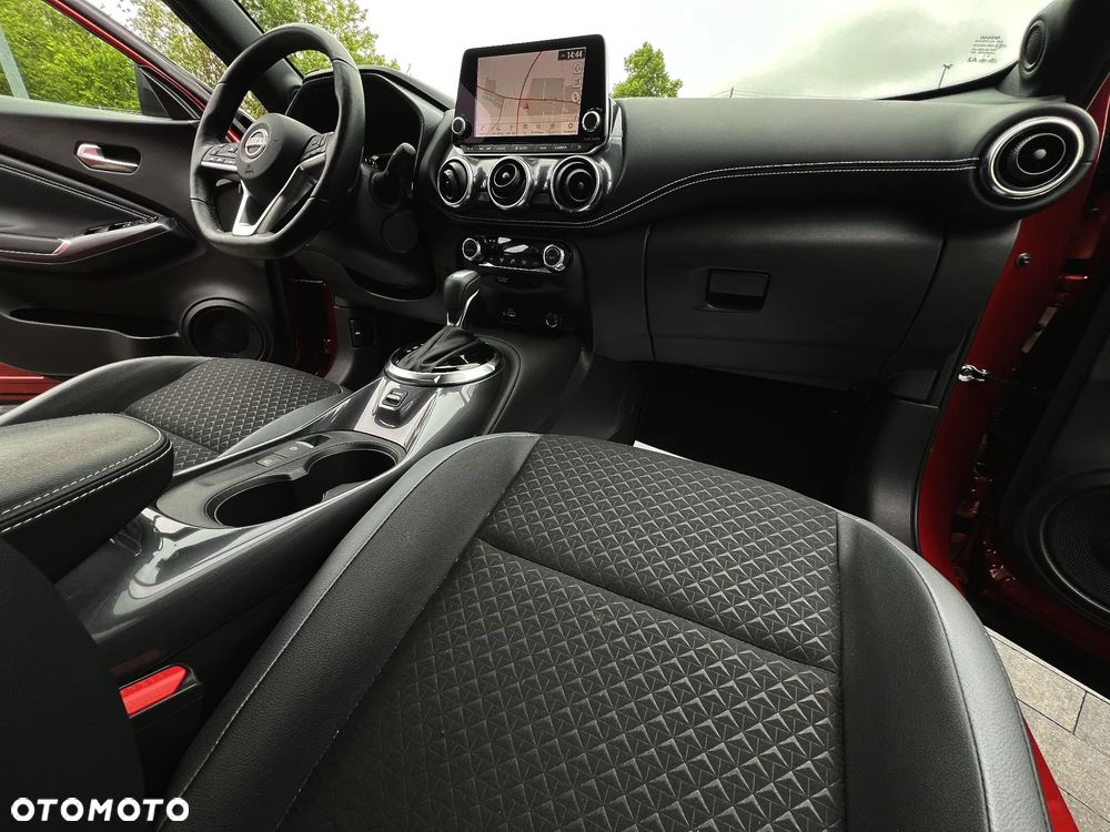 Nissan Juke 1.0 DIG-T DCT N-Connecta - 17