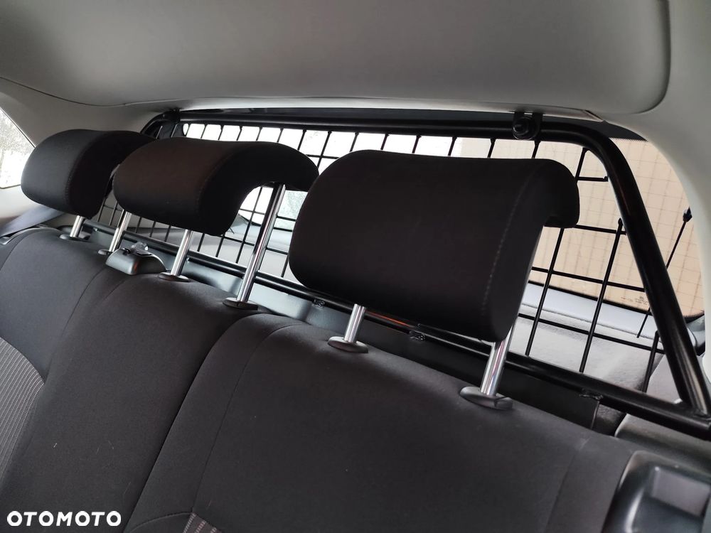Volkswagen Polo 1.4 16V Comfortline - 12
