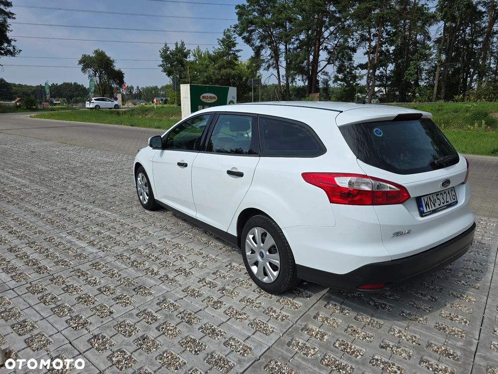 Ford Focus 1.6 Gold X (Trend) - 4