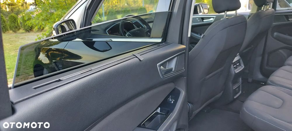 Ford S-Max - 31