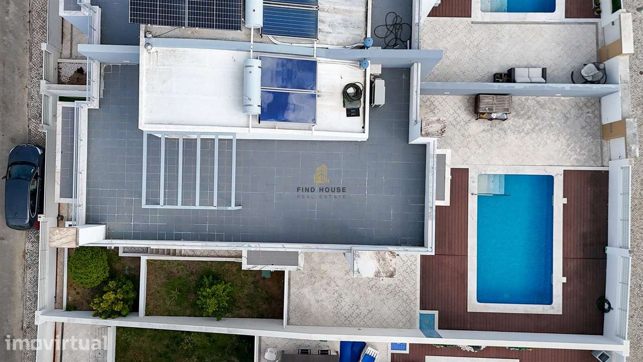 Moradia T3 com piscina, jardim e garagem box, na Caparica - Grande imagem: 3/50