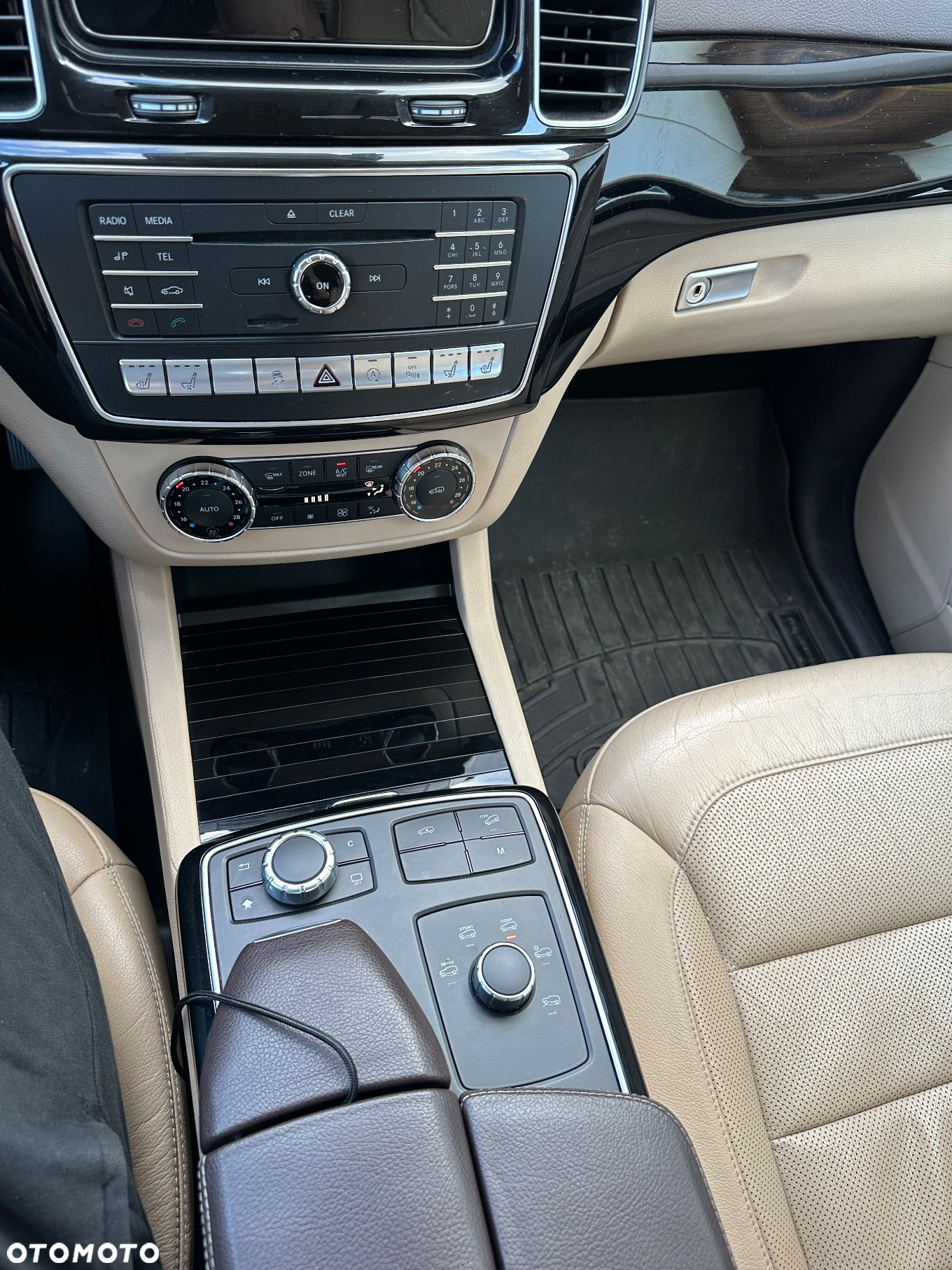 Mercedes-Benz GLS 350 d 4-Matic - 7