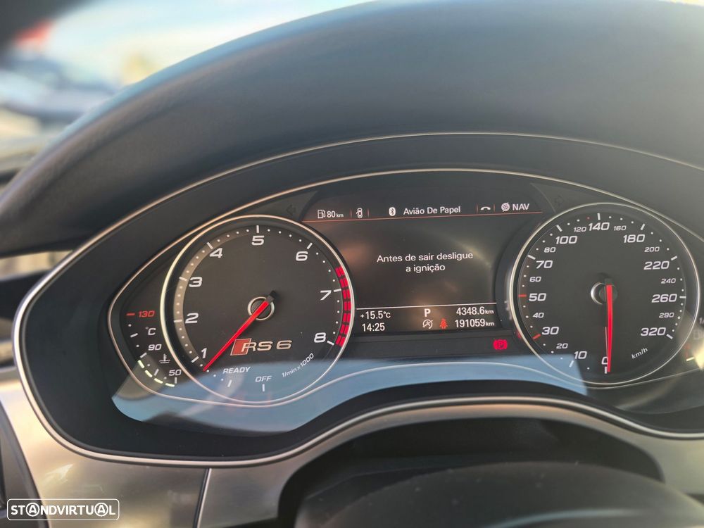 Audi RS6 Avant - 14