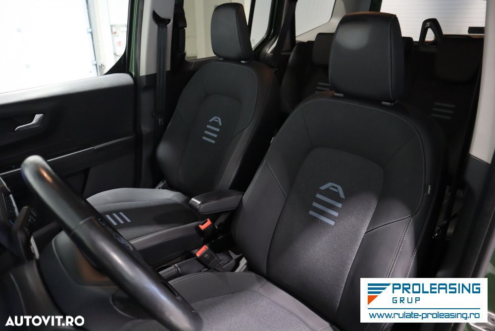 Ford Tourneo Courier - 12