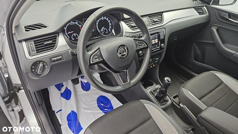 Skoda RAPID 1.0 TSI Ambition - 9