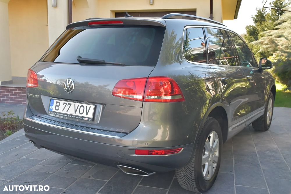Volkswagen Touareg 3.0 V6 TDI BMT - 25