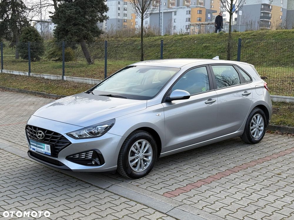 Hyundai i30 1.5 DPI Classic + - 36