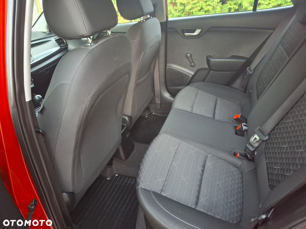 Kia Rio 1.2 XL - 23