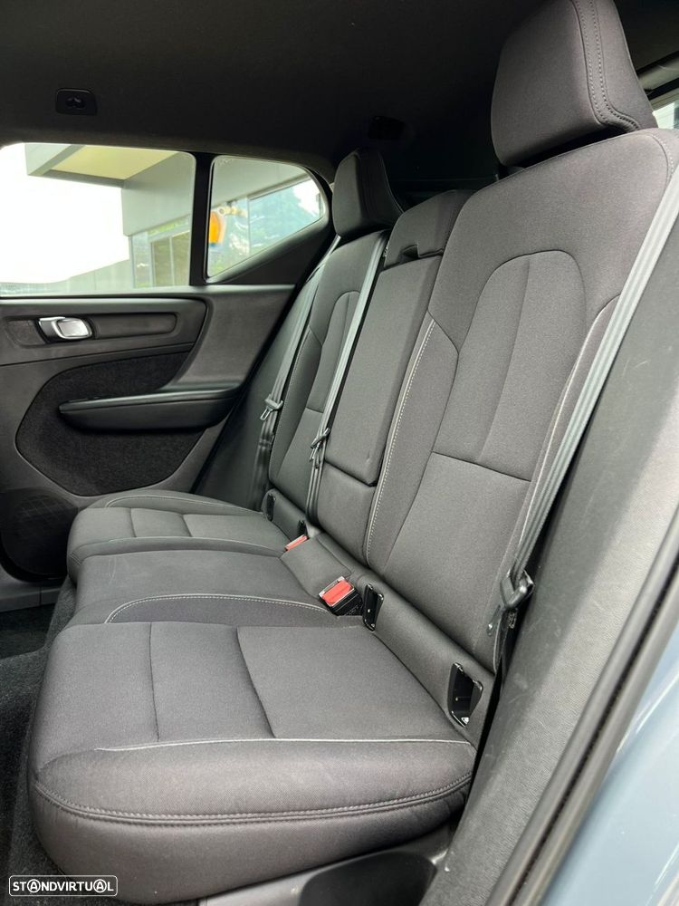 Volvo XC 40 Recharge Core - 10