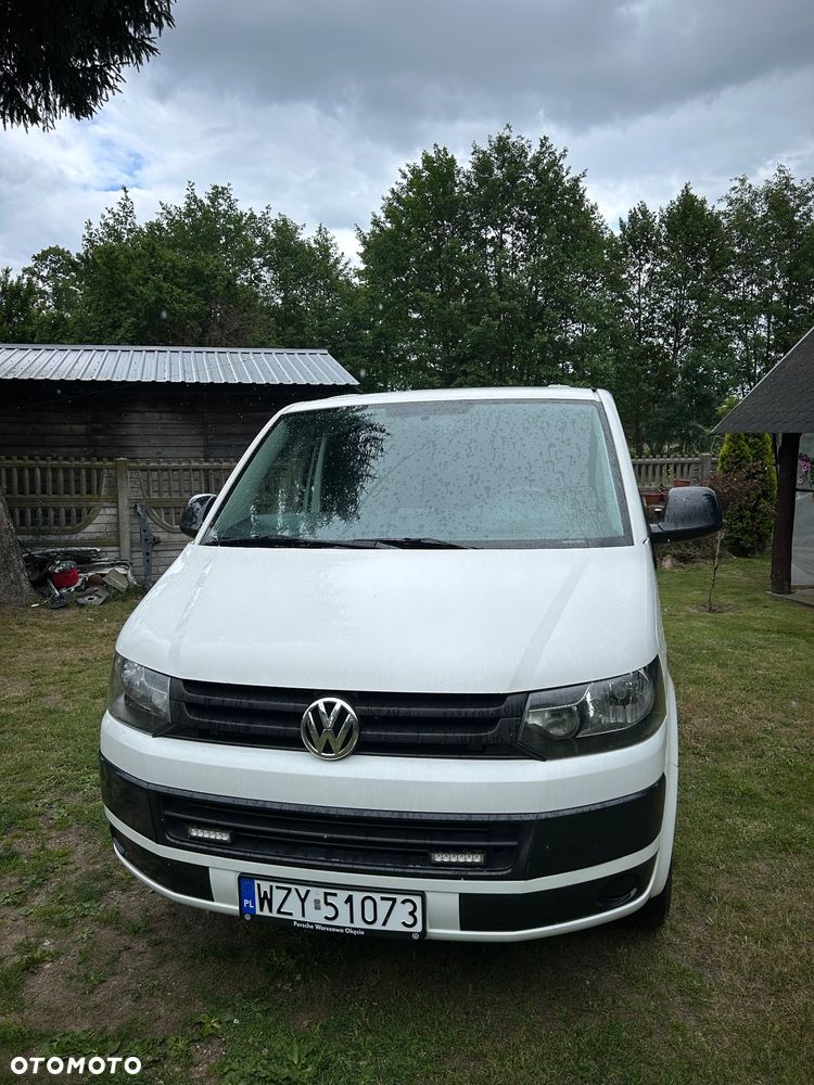 Volkswagen Caravelle - 12