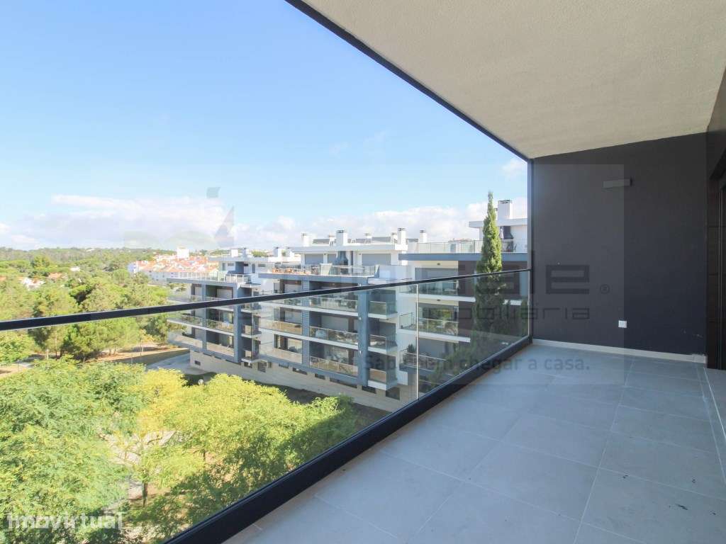 Duplex T3+1 com piscina - Grande imagem: 2/44