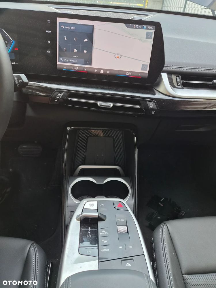 BMW iX1 eDrive20 - 17